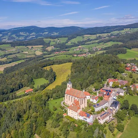 Ferienhaus Großes Mit 5 Schlafzimmer&4 Bäder