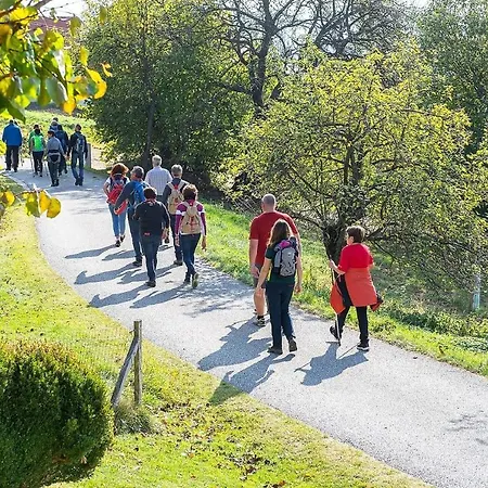 Grosses Mit 5 Schlafzimmer & 4 Baeder Σπίτι διακοπών Pöllauberg