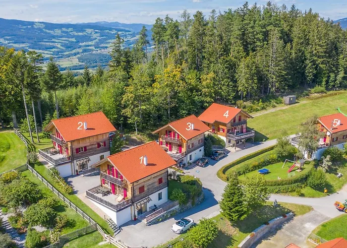 Grosses Mit 5 Schlafzimmer & 4 Baeder * Pöllauberg