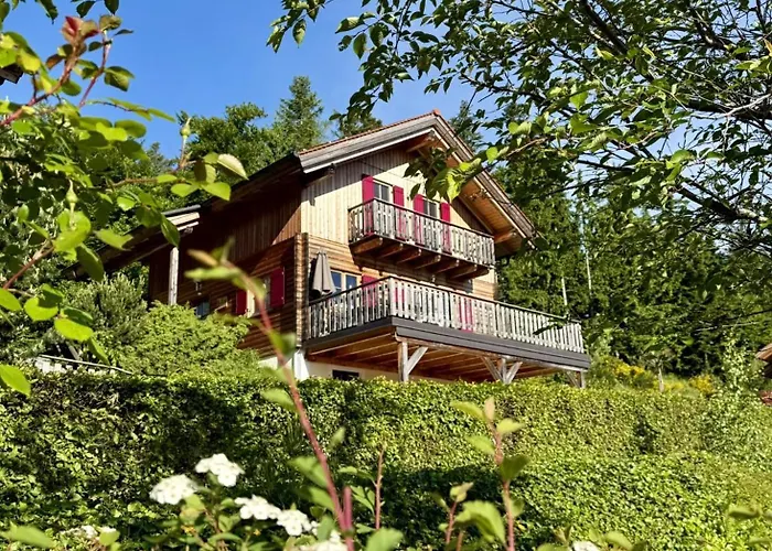 Casa vacanze Grosses Mit 5 Schlafzimmer & 4 Baeder Pöllauberg